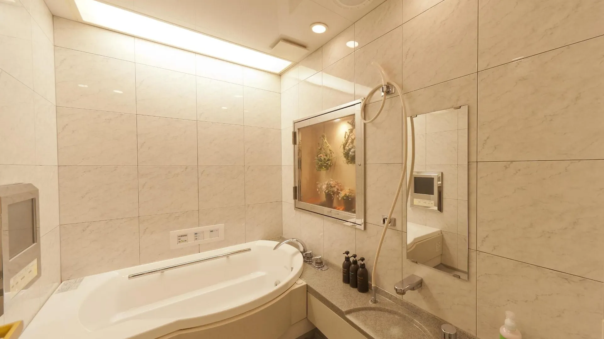 *** Love hotel Hotel Fine Garden Matsuyama (Adults Only) Japan